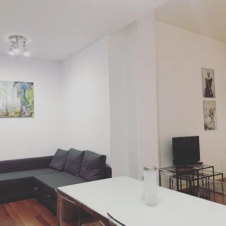Modern Apartment II In Мадрид Екстериор снимка