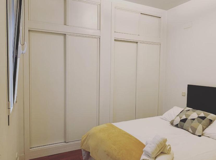Modern Apartment II In Мадрид Екстериор снимка