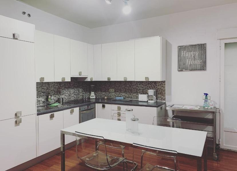 Modern Apartment II In Мадрид Екстериор снимка
